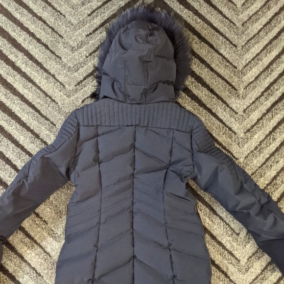 NICOLE BENISTI SOLDEN QUILTED DOWN COAT IN NAVY WITH BLUE FUR - Picture 3 of 7